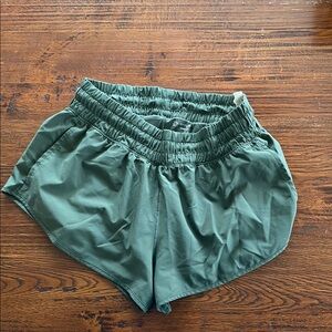 Aerie olive green hot stuff shorts